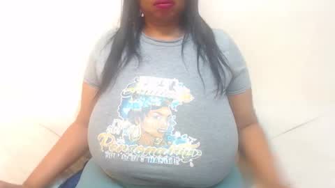 Snapshot of boobyqueen24 chatting on May 2026 06:20:01 PM boobyqueen online show from May 2026 06:20:01 PM
