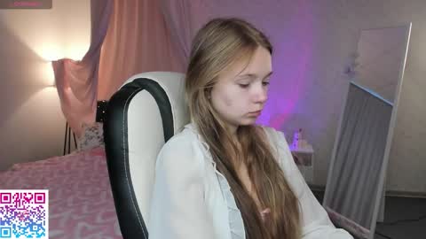 Milena online show from September 2025 02:16:01 AM