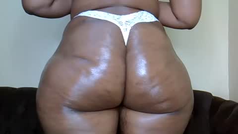 Snapshot of bootieshakess chatting on January 2025 11:29:01 PM bootieshakess online show from January 2025 11:29:01 PM