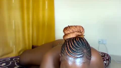 Snapshot of booty_panther chatting on January 2025 04:18:02 PM sandrah online show from January 2025 04:18:02 PM