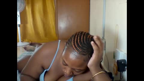 Snapshot of booty_panther chatting on January 2025 07:47:02 PM sandrah online show from January 2025 07:47:02 PM