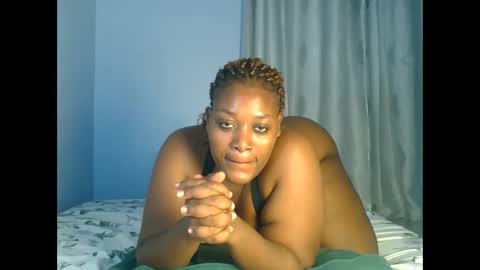 Snapshot of booty_panther chatting on October 2025 03:58:01 AM sandrah online show from October 2025 03:58:01 AM