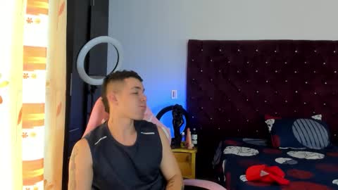 Snapshot of booyhott_ chatting on November 2025 06:54:01 PM booyhott_ online show from November 2025 06:54:01 PM