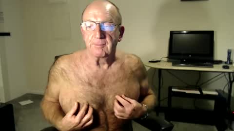 Snapshot of boppy21 chatting on December 2024 06:09:01 PM Boppy21 online show from December 2024 06:09:01 PM