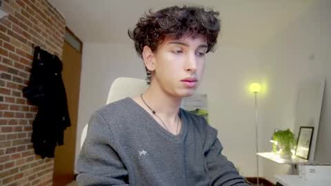 Bream online show from October 2025 01:34:02 PM