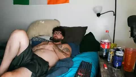 boredandirish21 online show from October 2025 05:32:02 PM