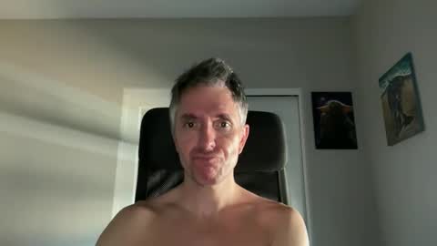 Snapshot of borisdm1976 chatting on November 2025 05:37:01 PM borisdm1976 online show from November 2025 05:37:01 PM