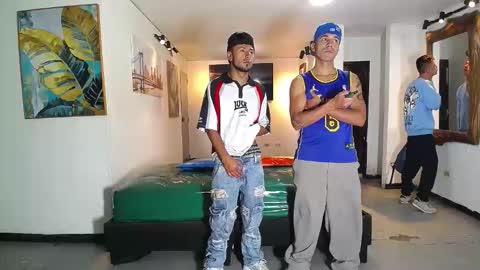 THOMAS AND DAMIAND online show from November 2025 06:01:02 PM