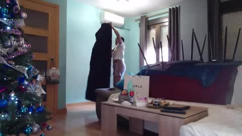 Snapshot of boss_and_channel chatting on December 2025 12:44:02 PM babychanel online show from December 2025 12:44:02 PM