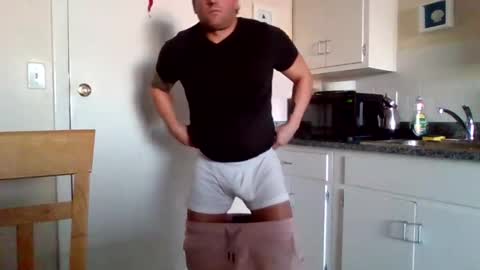 Snapshot of bosslife505050 chatting on January 2025 07:27:01 PM The Italian Boss  online show from January 2025 07:27:01 PM