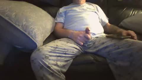 Snapshot of bostonguy1969 chatting on December 2024 03:03:02 AM bostonguy1969 online show from December 2024 03:03:02 AM