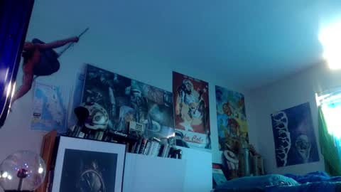 Bottomboo7 online show from September 2025 12:16:01 PM