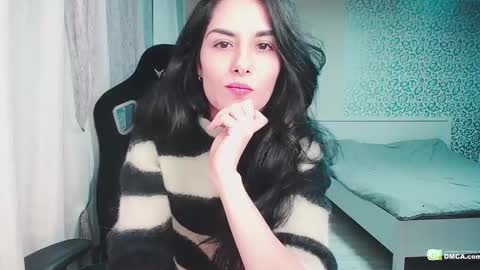 Helen  online show from December 2024 05:55:01 PM