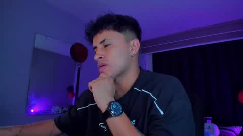 Snapshot of boy_nauthy chatting on March 2025 08:23:02 AM boy_nauthy online show from March 2025 08:23:02 AM