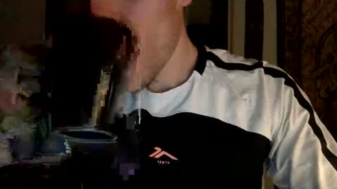 boybcn94 online show from April 2026 07:18:01 PM