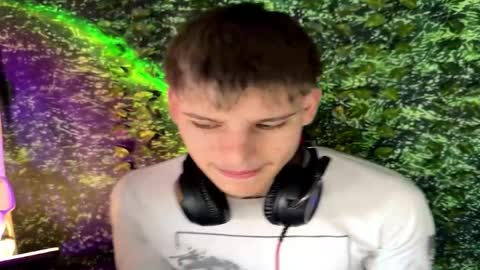 Snapshot of boyblondhetero chatting on February 2026 09:54:01 AM boyblondhetero online show from February 2026 09:54:01 AM