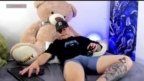 boyc02_ online show from January 2026 02:38:01 AM