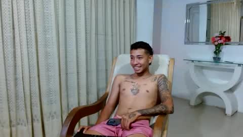 boyhot_sw online show from October 2025 05:18:02 AM