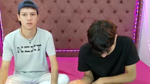 Snapshot of boys_hotparty chatting on December 2024 01:49:02 PM ALEX - TAYLER -MIKE online show from December 2024 01:49:02 PM