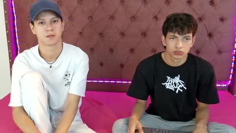 Snapshot of boys_hotparty chatting on December 2024 01:56:01 PM ALEX - TAYLER -MIKE online show from December 2024 01:56:01 PM