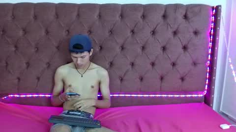 Snapshot of boys_hotparty chatting on December 2024 05:10:02 PM ALEX - TAYLER -MIKE online show from December 2024 05:10:02 PM