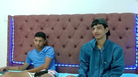 Snapshot of boys_hotparty chatting on February 2025 01:38:01 PM ALEX - TAYLER -MIKE online show from February 2025 01:38:01 PM