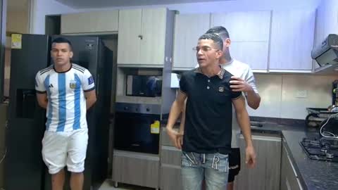 Snapshot of boysgang_sex chatting on December 2025 11:39:02 AM Angelo Mark Fernando Taylor online show from December 2025 11:39:02 AM