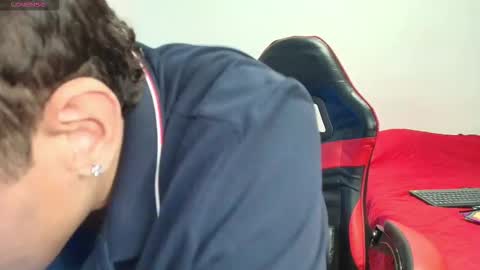 Snapshot of boyshots6331 chatting on February 2026 05:26:01 AM boyshots6331 online show from February 2026 05:26:01 AM