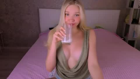 Snapshot of boysloveblondee chatting on May 2026 09:26:02 AM BoysLoveBlondee online show from May 2026 09:26:02 AM