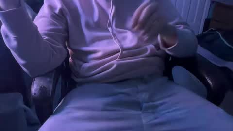 Snapshot of boytoybenny chatting on October 2025 08:56:02 AM BoyToyBenny online show from October 2025 08:56:02 AM