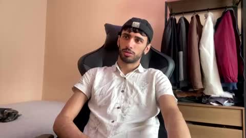 boyzinm2 online show from October 2025 01:06:02 PM