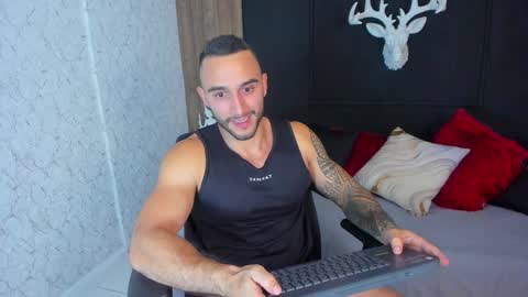 instagramBrad mayers1twittermayersbrad online show from December 2024 10:55:02 PM