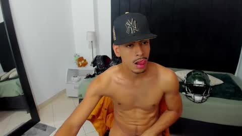 Snapshot of brad_usma chatting on March 2025 04:38:02 AM BRAD USMA online show from March 2025 04:38:02 AM