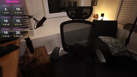 Snapshot of bradbronton chatting on December 2024 05:14:02 AM BradBronton online show from December 2024 05:14:02 AM