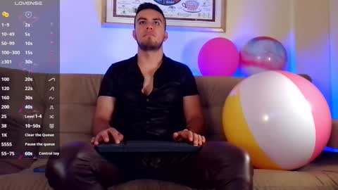 Snapshot of bradleycolton chatting on January 2025 09:50:02 PM Bradley Colton Independ Model online show from January 2025 09:50:02 PM