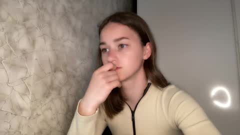 Kate online show from May 2026 02:01:02 PM
