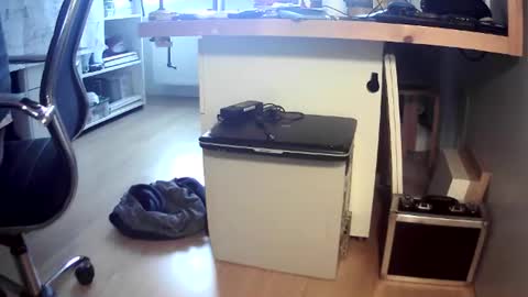 Snapshot of bram27370 chatting on October 2025 08:01:01 AM bram27370 online show from October 2025 08:01:01 AM