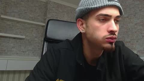 Snapshot of brandontatex chatting on February 2025 12:16:01 PM BrandonTateX online show from February 2025 12:16:01 PM