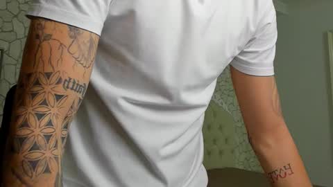 Snapshot of brandontatex chatting on October 2025 10:56:02 AM BrandonTateX online show from October 2025 10:56:02 AM