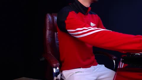 Snapshot of brandontatex chatting on November 2025 11:00:01 AM BrandonTateX online show from November 2025 11:00:01 AM