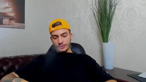 Snapshot of brandontatex chatting on November 2025 10:38:01 AM BrandonTateX online show from November 2025 10:38:01 AM