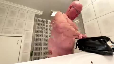 Brandx420 online show from April 2026 09:20:02 PM