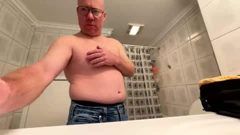 Brandx420 online show from April 2026 09:06:02 PM