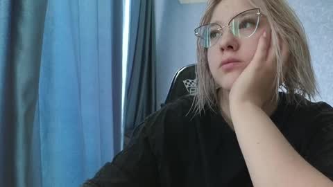 Belle  online show from April 2026 04:17:01 AM