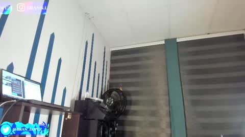 Snapshot of branfonhot chatting on March 2025 03:57:02 AM Instagram twitter BRAN LOPEZ online show from March 2025 03:57:02 AM