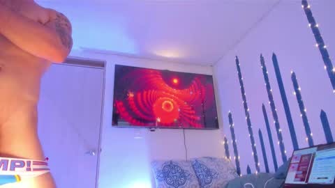 Snapshot of branfonhot chatting on October 2025 06:06:01 PM Instagram twitter BRAN LOPEZ online show from October 2025 06:06:01 PM