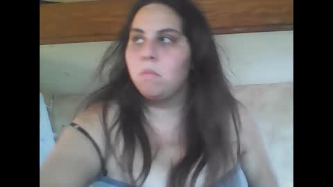 Snapshot of bratbrat23 chatting on March 2025 11:01:02 PM Bay online show from March 2025 11:01:02 PM