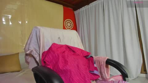 Yasmin online show from March 2026 11:52:01 PM