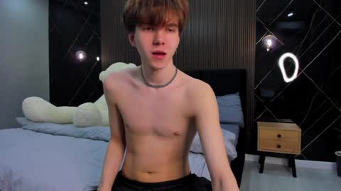 Snapshot of braxiboy chatting on January 2025 01:02:01 PM Brax online show from January 2025 01:02:01 PM