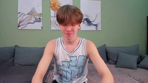 Snapshot of braxiboy chatting on February 2025 02:32:01 PM Brax online show from February 2025 02:32:01 PM